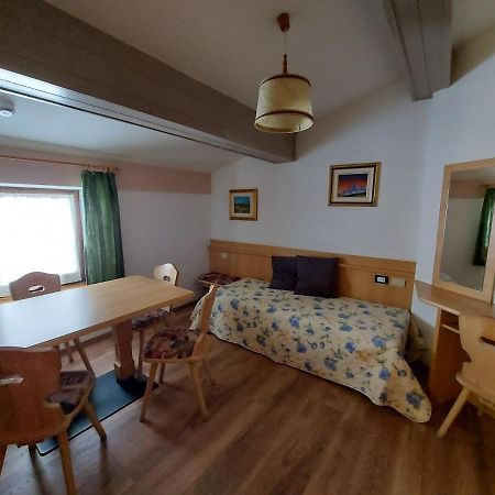 Dolomiti Appart&Rooms Varena Bagian luar foto