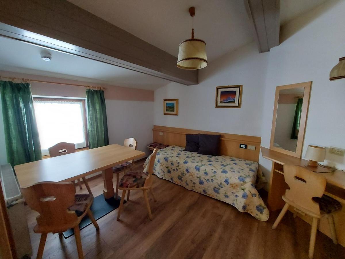 Dolomiti Appart&Rooms Varena Bagian luar foto