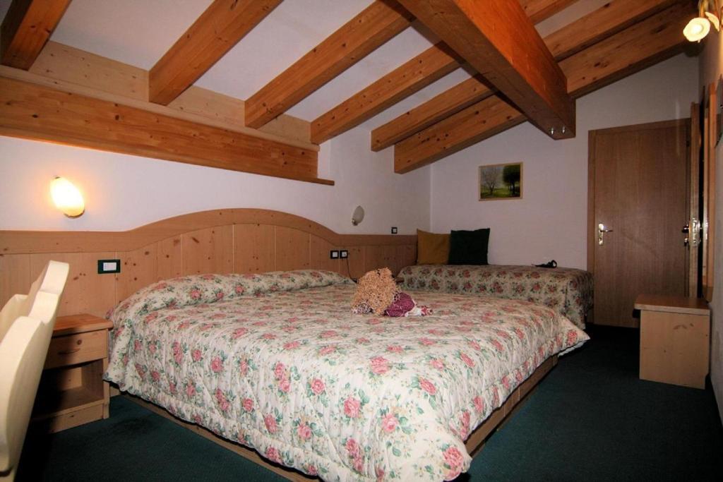 Dolomiti Appart&Rooms Varena Ruang foto