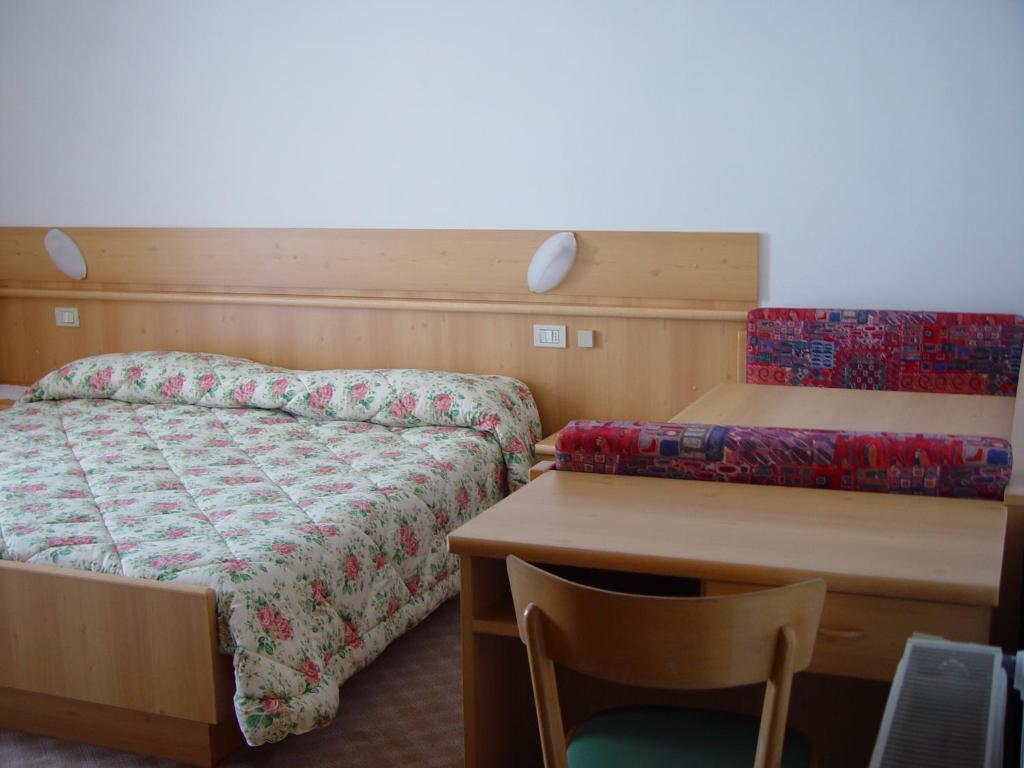 Dolomiti Appart&Rooms Varena Ruang foto